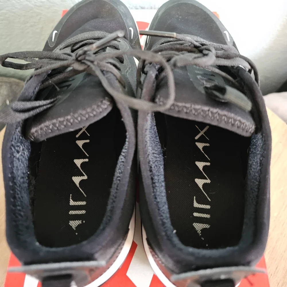 Nike | Air Max Dia Sneakers - Picture 7 of 10